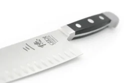 Couteau santoku alvéolé Güde Alpha 18cm en acier forgé
