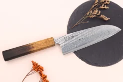 Couteau santoku 16,5cm japonais artisanal Wusaki Nawame AUS10 damas