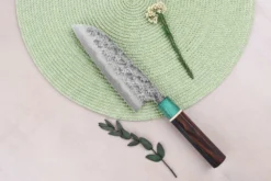 Couteau santoku 16,5cm japonais artisanal Makoto Kurosaki Samidorizuki SGStrix