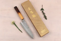 Couteau santoku 17cm japonais artisanal Wusaki Yaketa VG10 damas chêne brûlé