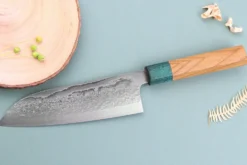 Couteau santoku 16,5cm japonais artisanal Makoto Kurosaki Kodama VG10