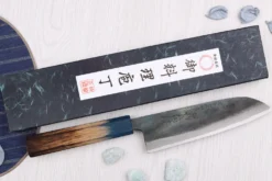 Couteau santoku 16,5cm japonais artisanal Yoshihiro Rugged Black