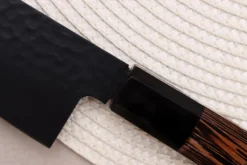 Couteau santoku 17cm japonais Sakai Takayuki Kurokage VG10 manche en wengé