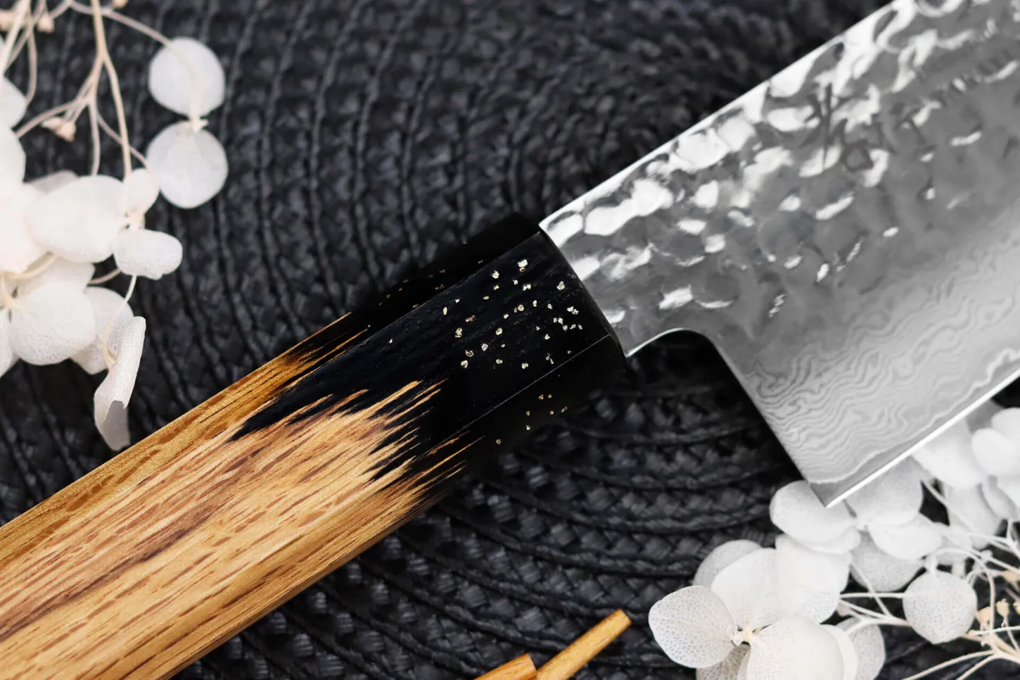 Couteau santoku 17cm japonais Sakai Takayuki Kashi Urushi VG10 damas