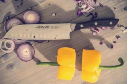 Couteau Santoku forgé Arcos Natura alvéolé 18cm palissandre
