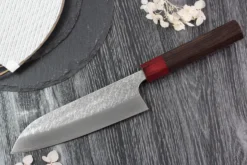 Couteau santoku japonais artisanal Yoshimi Kato Minamo SG2 Tsuchime 17cm