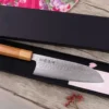 Couteau santoku japonais artisanal Makoto Kurosaki Sakura acier SG2 martelé 16.5cm