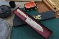 Couteau santoku japonais Kai Shun Classic White damas 33 couches 18cm