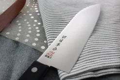 Couteau santoku japonais Kanetsugu Rev 21 lame 17cm micro dentée