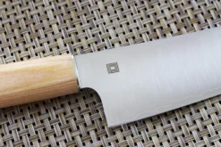 Couteau santoku japonais Shizu Hamono Yuri 18cm manche clair