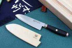 Couteau santoku japonais Yaxell SuperGou Ypsilon 16.5cm damas 193 couches
