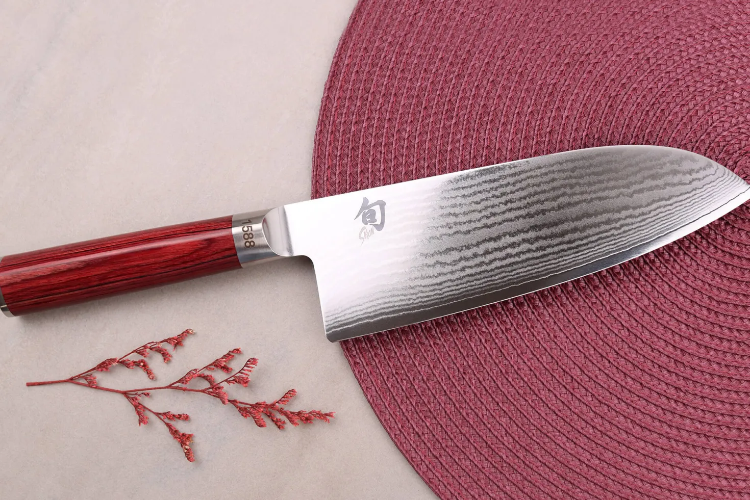 Couteau santoku Kai Shun Classic série limitée Red lame 19cm