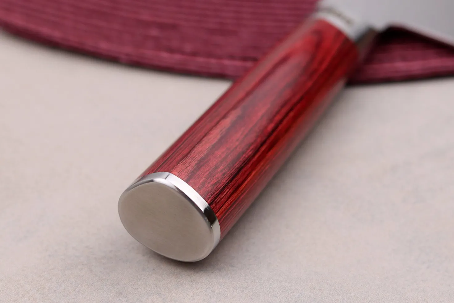 Couteau santoku Kai Shun Classic série limitée Red lame 19cm