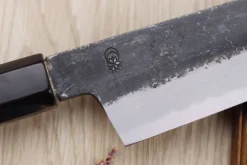 Couteau santoku kiritsuke 18cm japonais artisanal Sakai Kikumori Kikuzuki Kuro