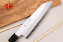 Couteau santoku kiritsuke 18cm japonais artisanal Momotaro Ginsan manche en magnolia