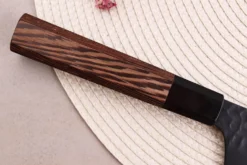 Couteau santoku kiritsuke 16cm japonais Sakai Takayuki Kurokage VG10 manche en wengé