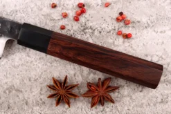 Couteau santoku Sayuto Séquoia San Mai martelé 13,5cm