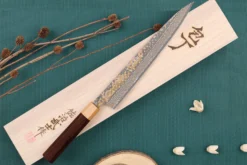 Couteau sujihiki 27cm japonais artisanal Takeshi Saji VG10 Gold