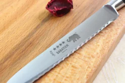 Couteau à tomates Sabatier Éléphant Idéal Forgé microdenté 13cm manche nylon noir