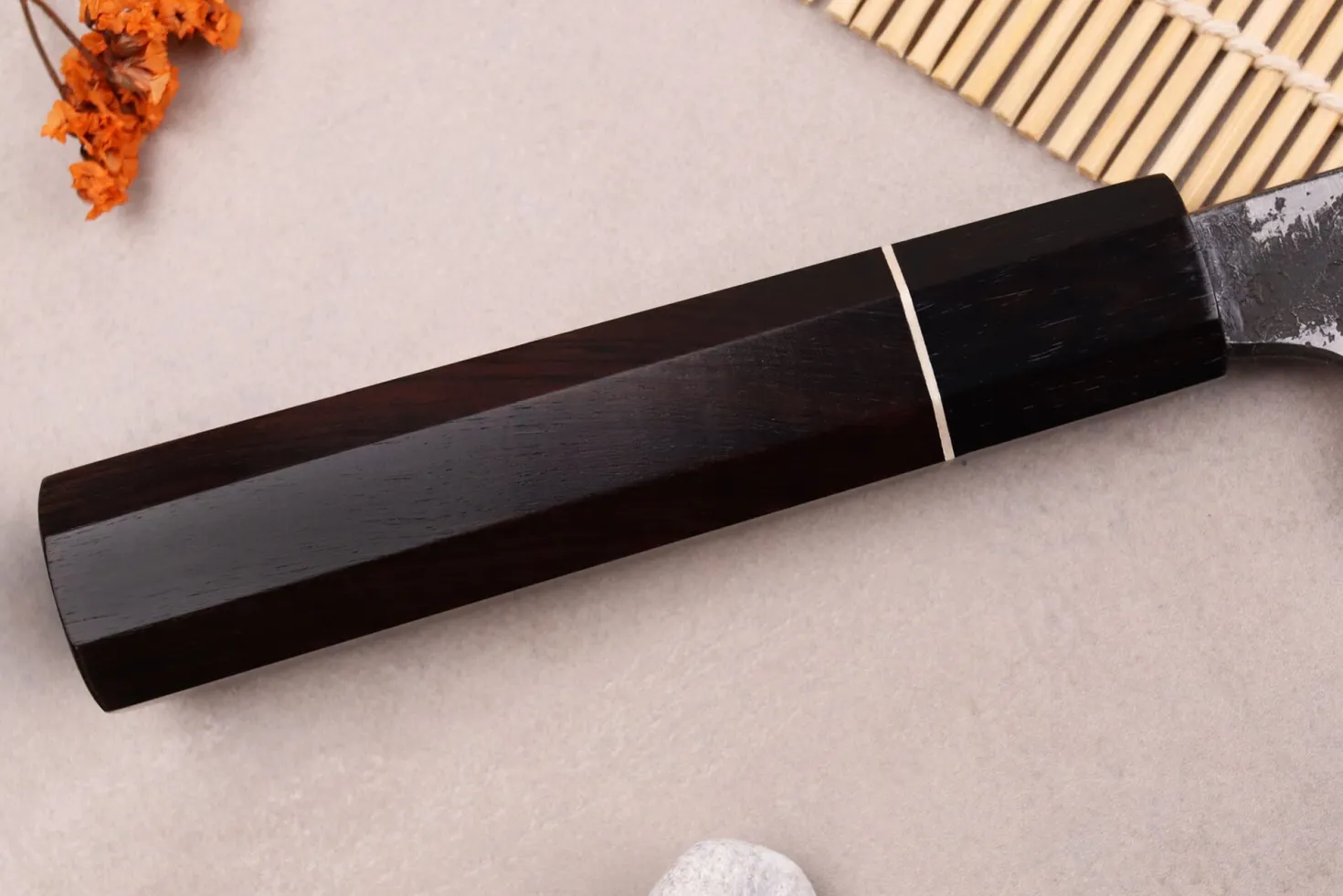 Couteau universel 15cm japonais artisanal Naoki Mazaki WS2 Black Nashiji