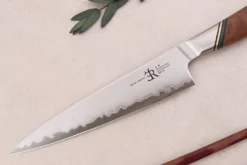 Couteau universel 13cm Ryda Knives A-30 San Maï et manche en noyer