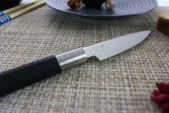 Couteau universel japonais KAI Wasabi Black lame 10cm