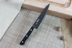 Couteau universel japonais MAC Black 13.5cm