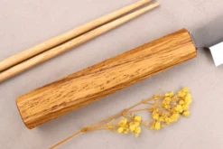 Couteau yanagiba 21cm artisanal japonais Tsunehisa AUS-8 manche en chêne