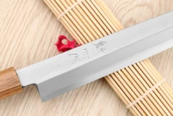 Couteau yanagiba 27cm japonais artisanal Nakamura Kaishin Saku WS2 en chêne