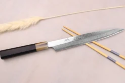 Couteau yanagiba 24cm japonais artisanal Hatsukokoro Yauji Yoshihiro Damas BS2