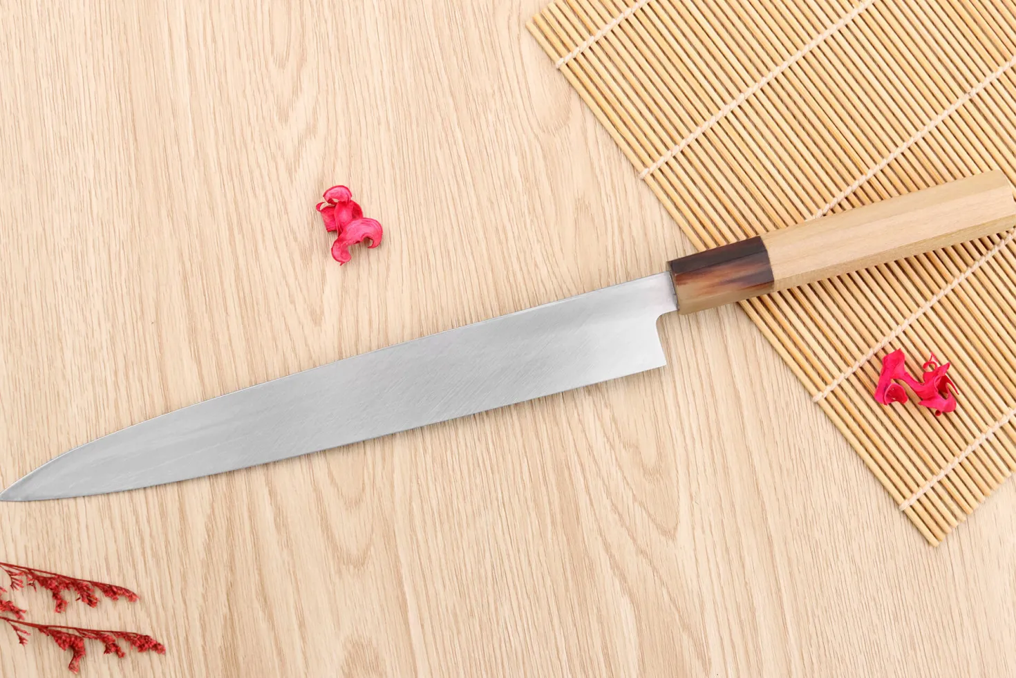 Couteau yanagiba 24cm japonais artisanal Nakamura Kaishin Saku WS2 en magnolia