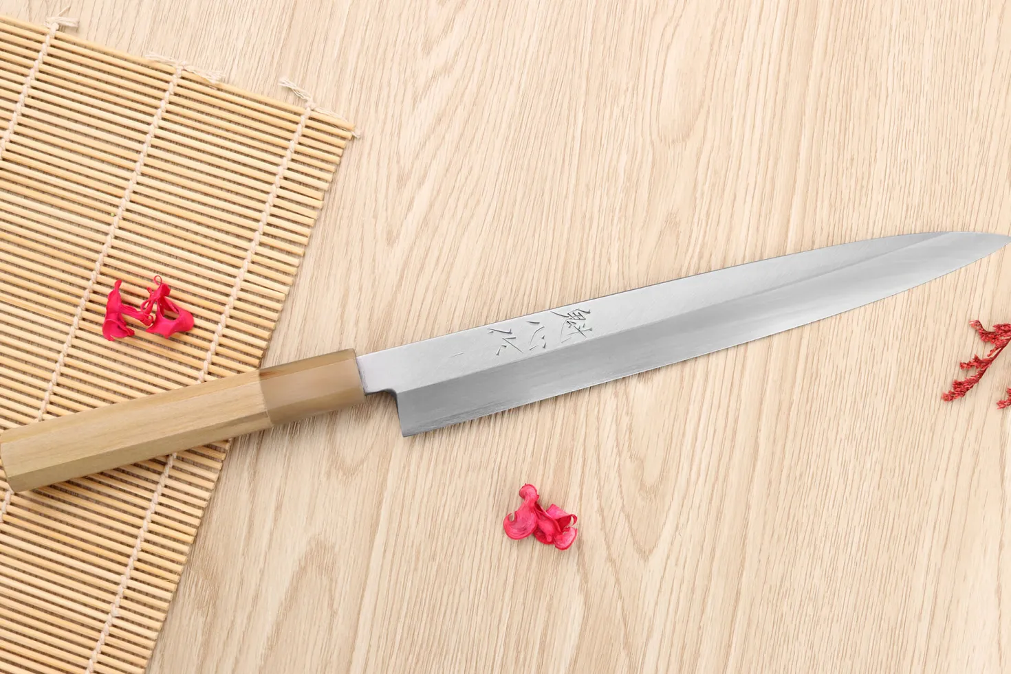 Couteau yanagiba 24cm japonais artisanal Nakamura Kaishin Saku WS2 en magnolia