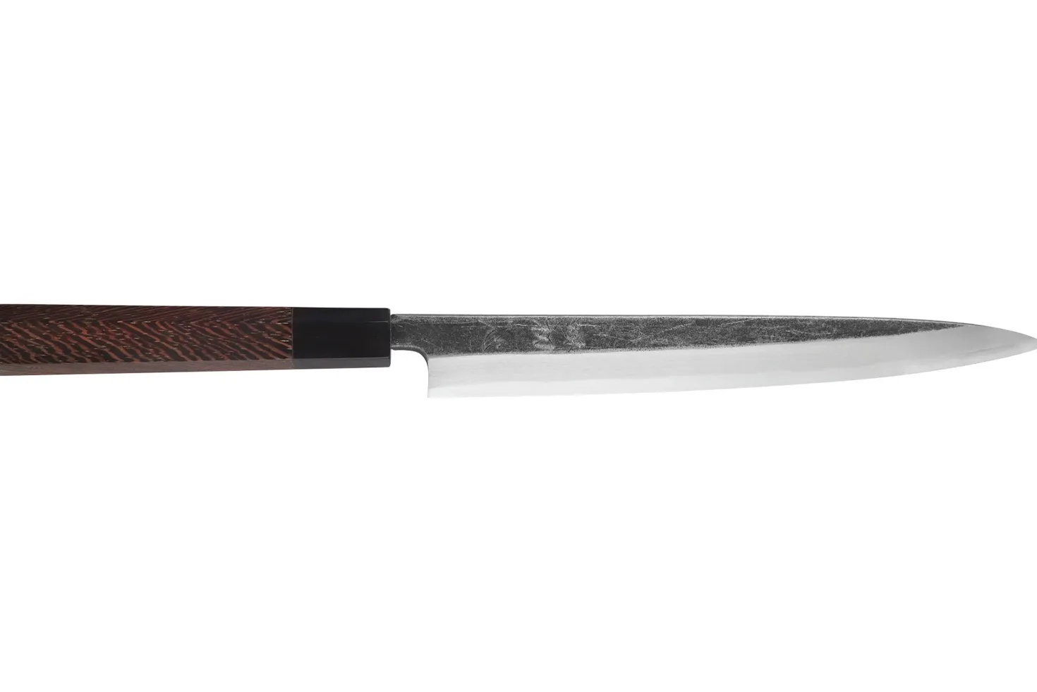 Couteau yanagiba 24cm japonais artisanal Hatsukokoro Shirasagi manche en wengé