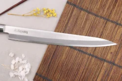 Couteau yanagiba 27cm Sayuto Ebène 7Cr manche en ébène