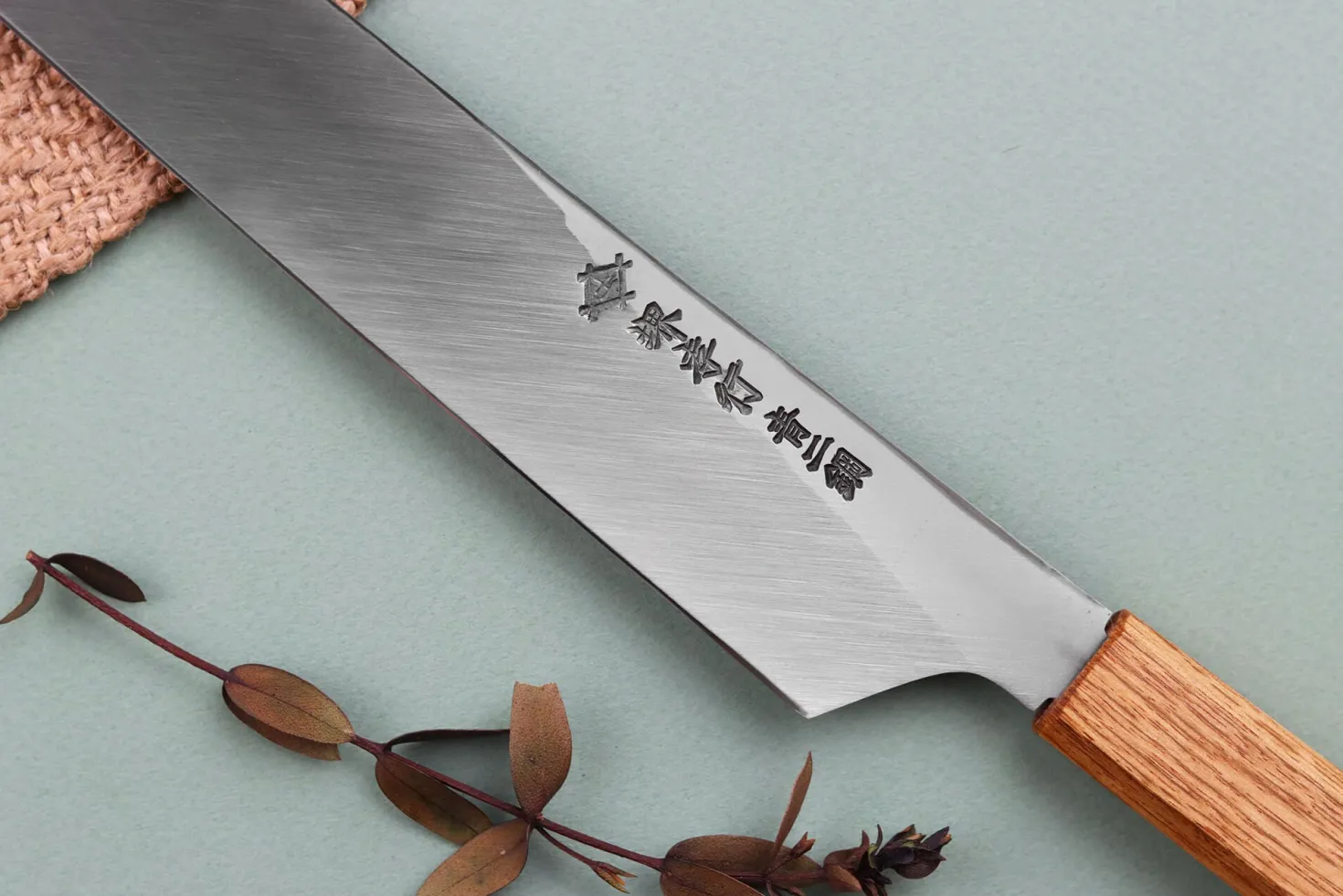 Couteau yanagiba japonais artisanal Sakai Takayuki Homura Guren 30cm