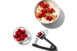 Dénoyauteur à cerises OXO noir