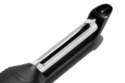 Eplucheur à légumes oscillant OXO good grips manche noir