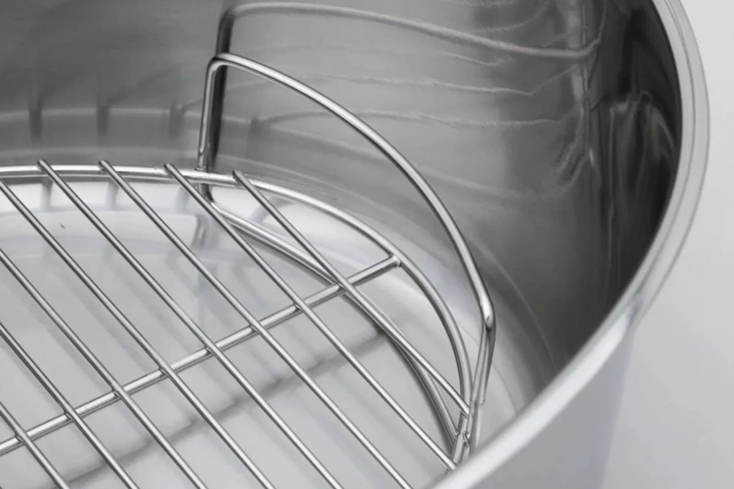 Faitout ovale Cristel Mutine amovible 30cm + grille en inox et couvercle en verre