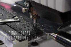 Gravure diamant personnalisée sur lame