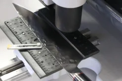 Gravure diamant personnalisée sur lame