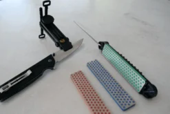Kit 3 pierres à aiguiser diamantées DMT Aligner Prokit avec support + fusil pour lame dentée + guide d'affûtage
