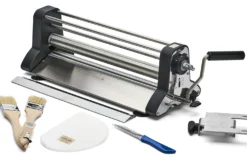 Laminoir multipâte De Buyer PRO en inox et polyamide