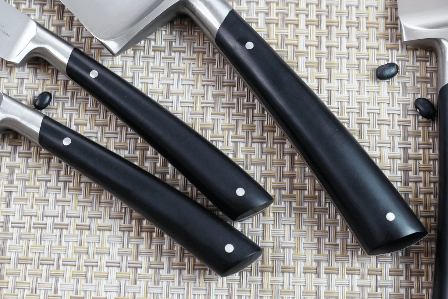 Mallette cuisinier Sabatier Edonist 6 couteaux fabrication française + 1 fourchette + 1 fusil