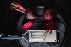 Mandoline à julienne Microplane manche noir