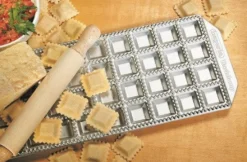 Moule Imperia 36 raviolis carrés 35x35mm aluminium + rouleau
