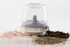 Moulin à épices électrique Finamill PRO Plus rouge + 2 capsules de broyage