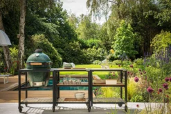 Pack Big Green Egg Large barbecue + convEGGtor + table modulaire + 4 roulettes