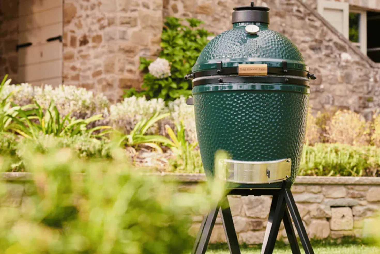 Pack Big Green Egg Medium barbecue + convEGGtor + chariot à roulettes
