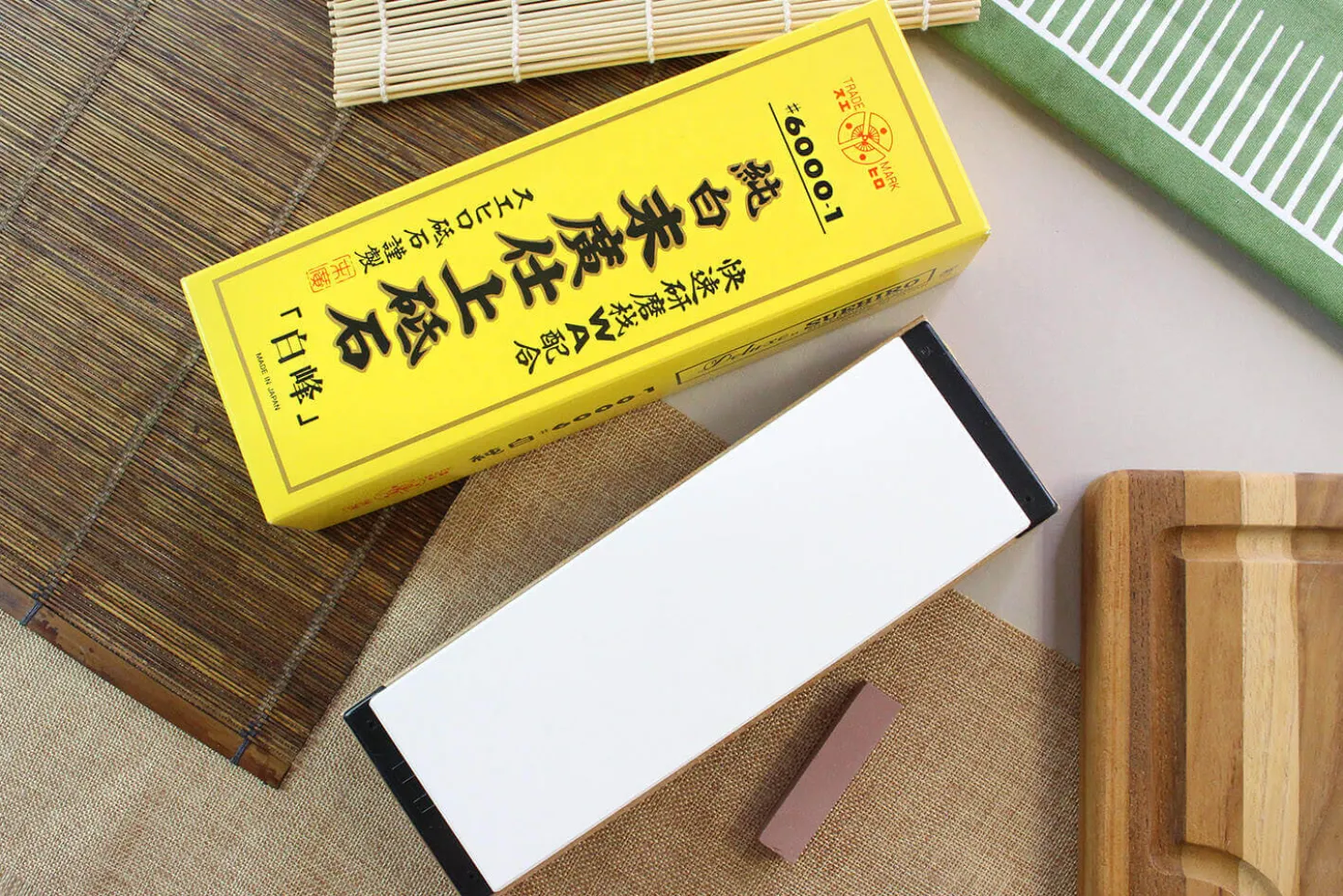 Pierre à aiguiser japonaise large Suehiro Shiramine 6000