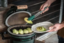 Pince à barbecue Big Green Egg en acier inoxydable et embouts en silicone 40cm